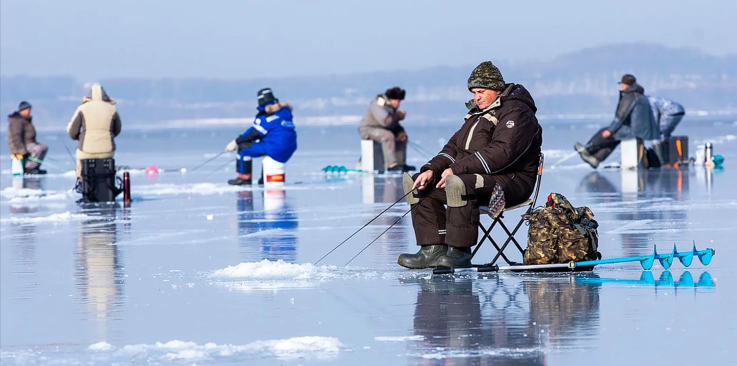 Ice Fishing Safety and Gear Essentials for Extreme Conditions